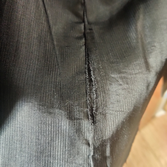 Woman's Danier Leather jacket size M - Picture 6 of 6